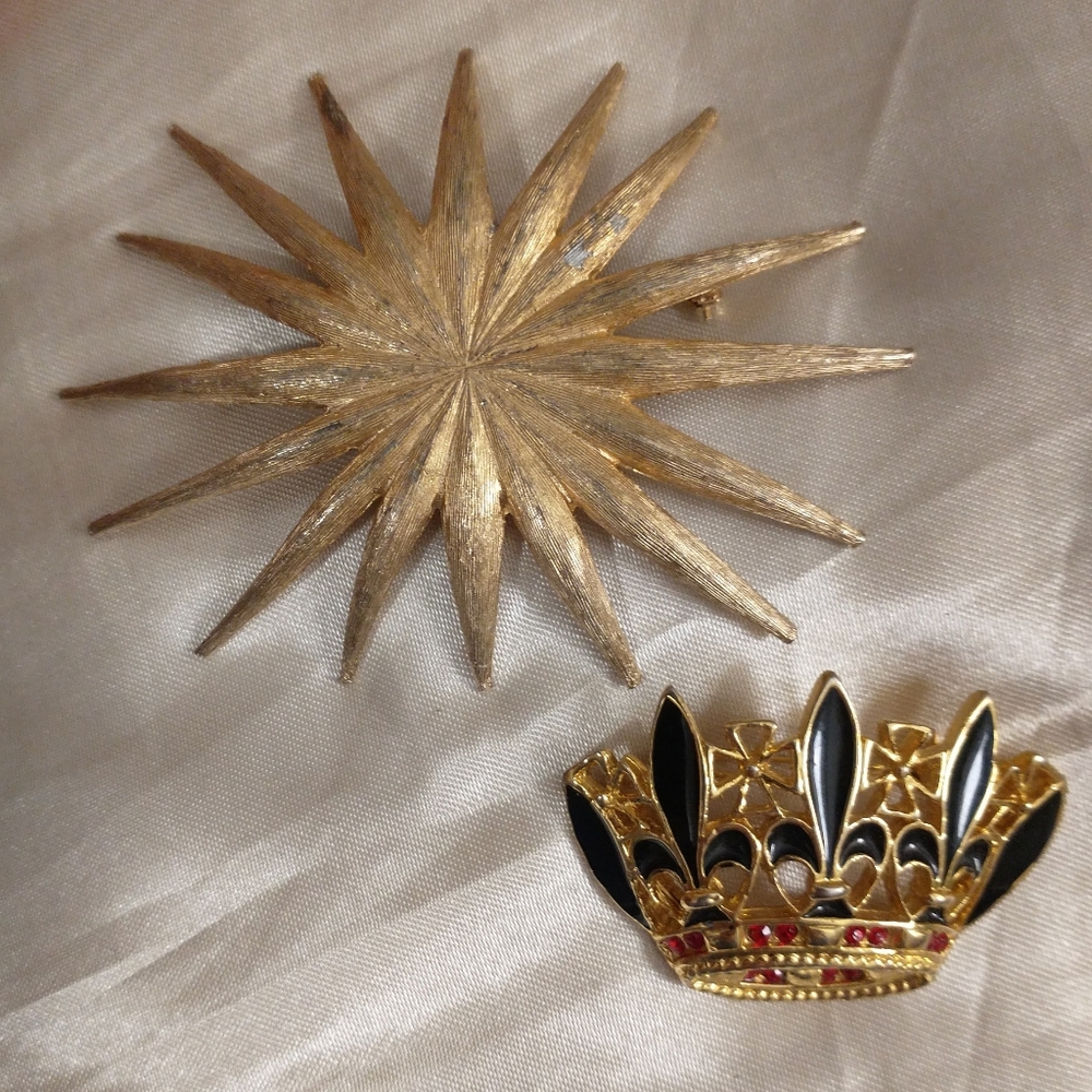 Vintage brooches (2)